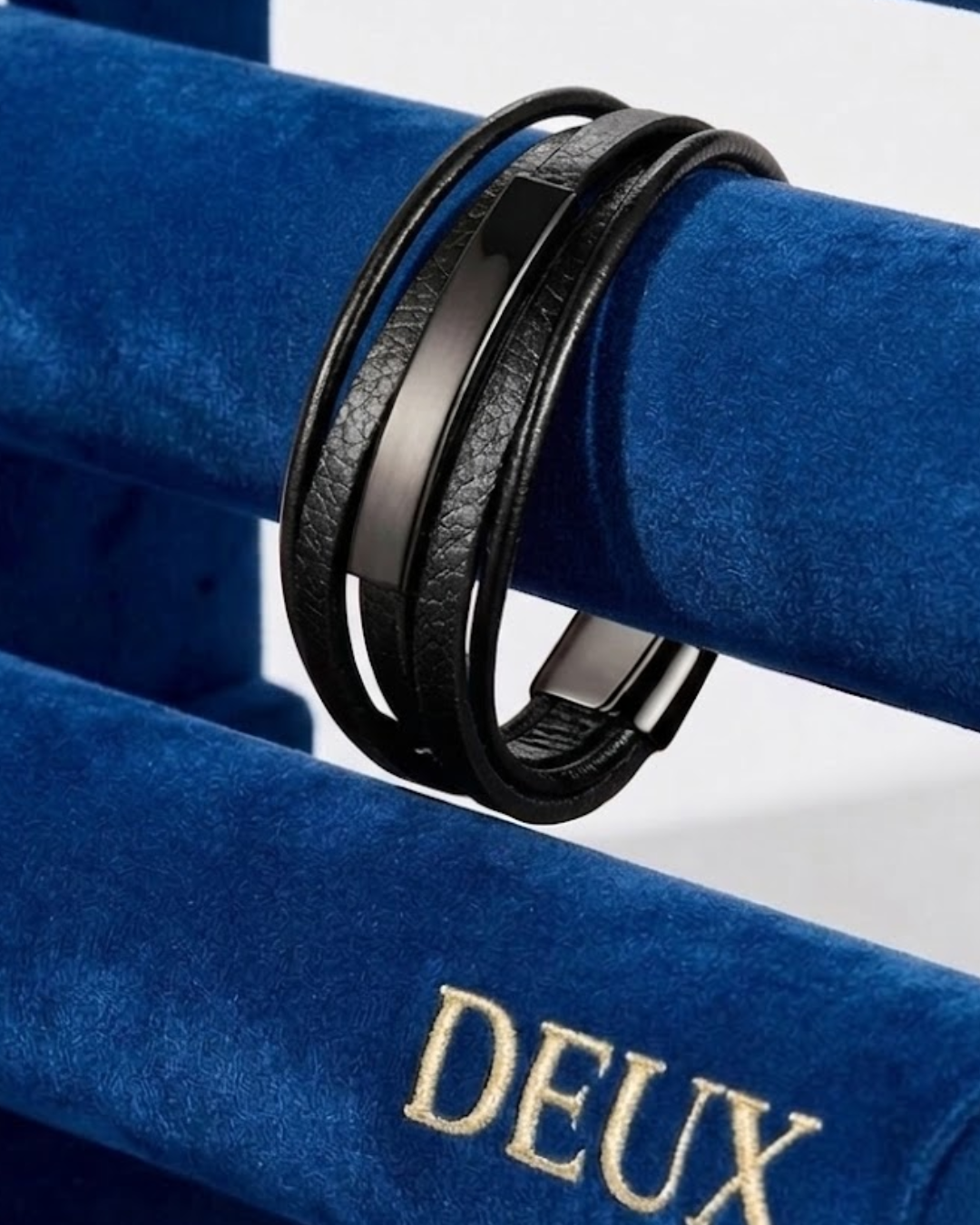 PULSERA DE PIEL - NEGRO